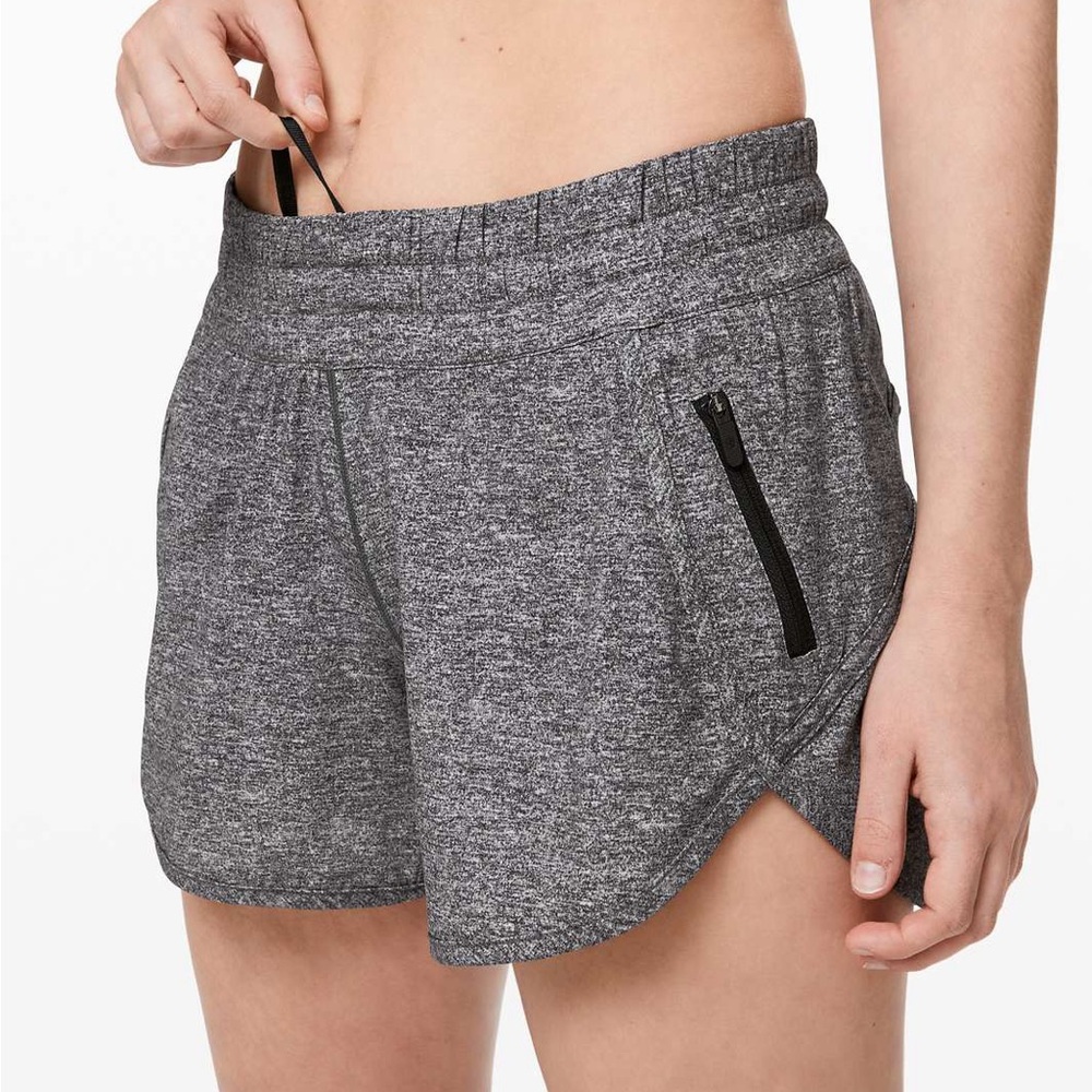 Lululemon  Tracker Short 4" Heather Lux Multi Black. Size 6. Only worn once